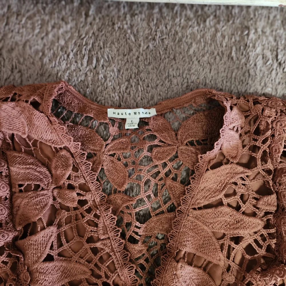 Top - Picture 3 of 6